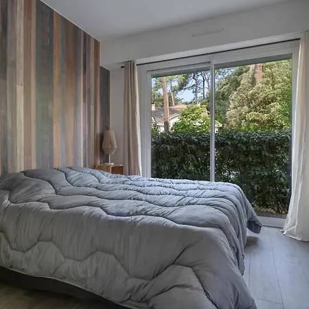 Lägenhet 500m De La - Pour 4 Adultes, 2enfants *