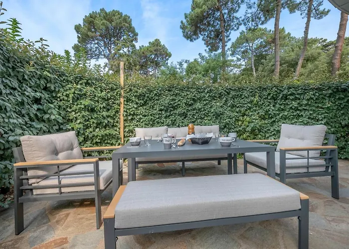 500m De La - Pour 4 Adultes, 2enfants Apartment *